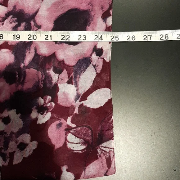 Lightweight Purple & Burgundy floral scarf - Picture 5 of 8